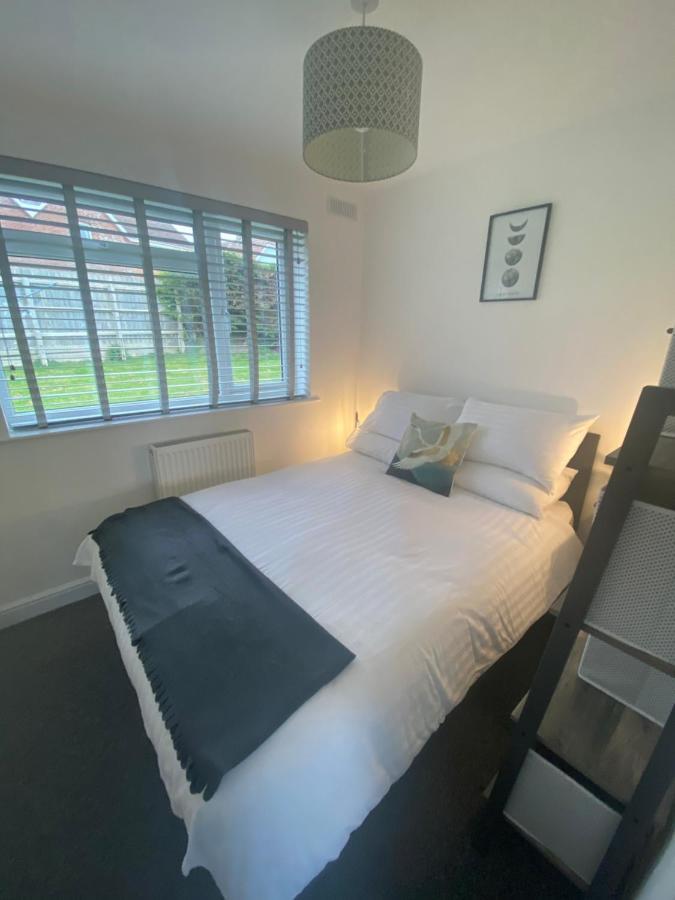 Beau - Brambles Chine, Colwell Bay - 5 Star Wifi - Short Walk To The Hut And Beach - 1 Night Stays Available - Ferry Offers 淡水 外观 照片