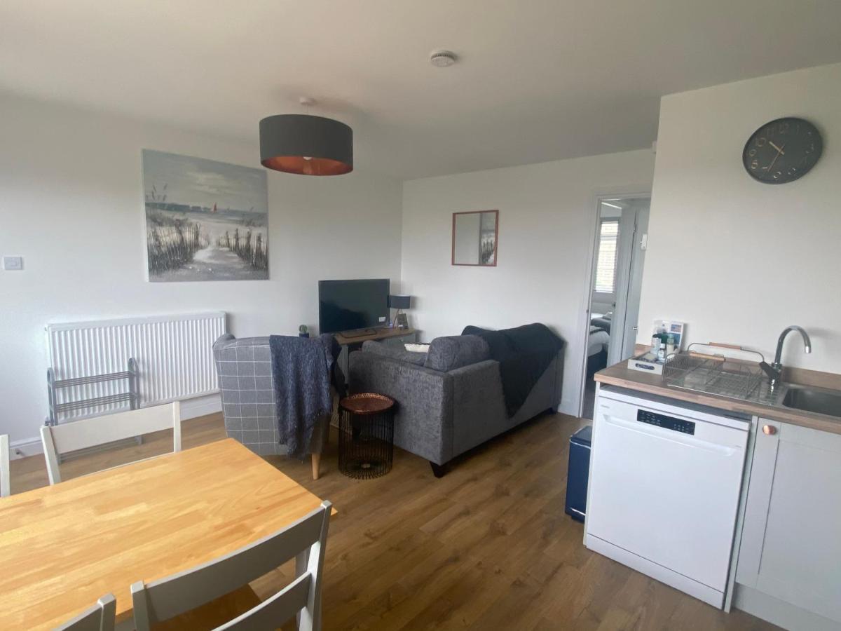 Beau - Brambles Chine, Colwell Bay - 5 Star Wifi - Short Walk To The Hut And Beach - 1 Night Stays Available - Ferry Offers 淡水 外观 照片